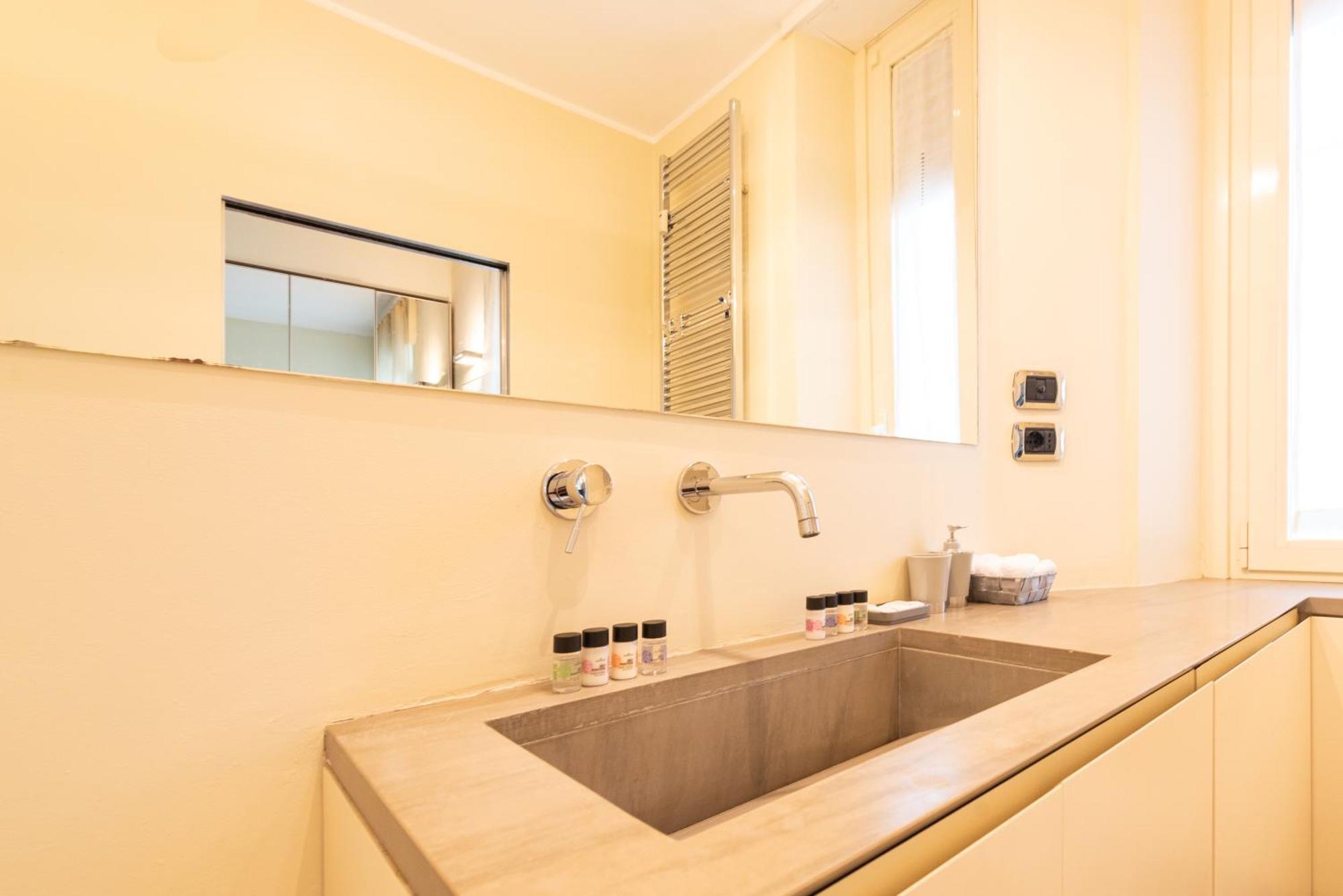 130 Sqm - Lima M1 - Elegant And Luxury Design Flat Apartment Mailand
